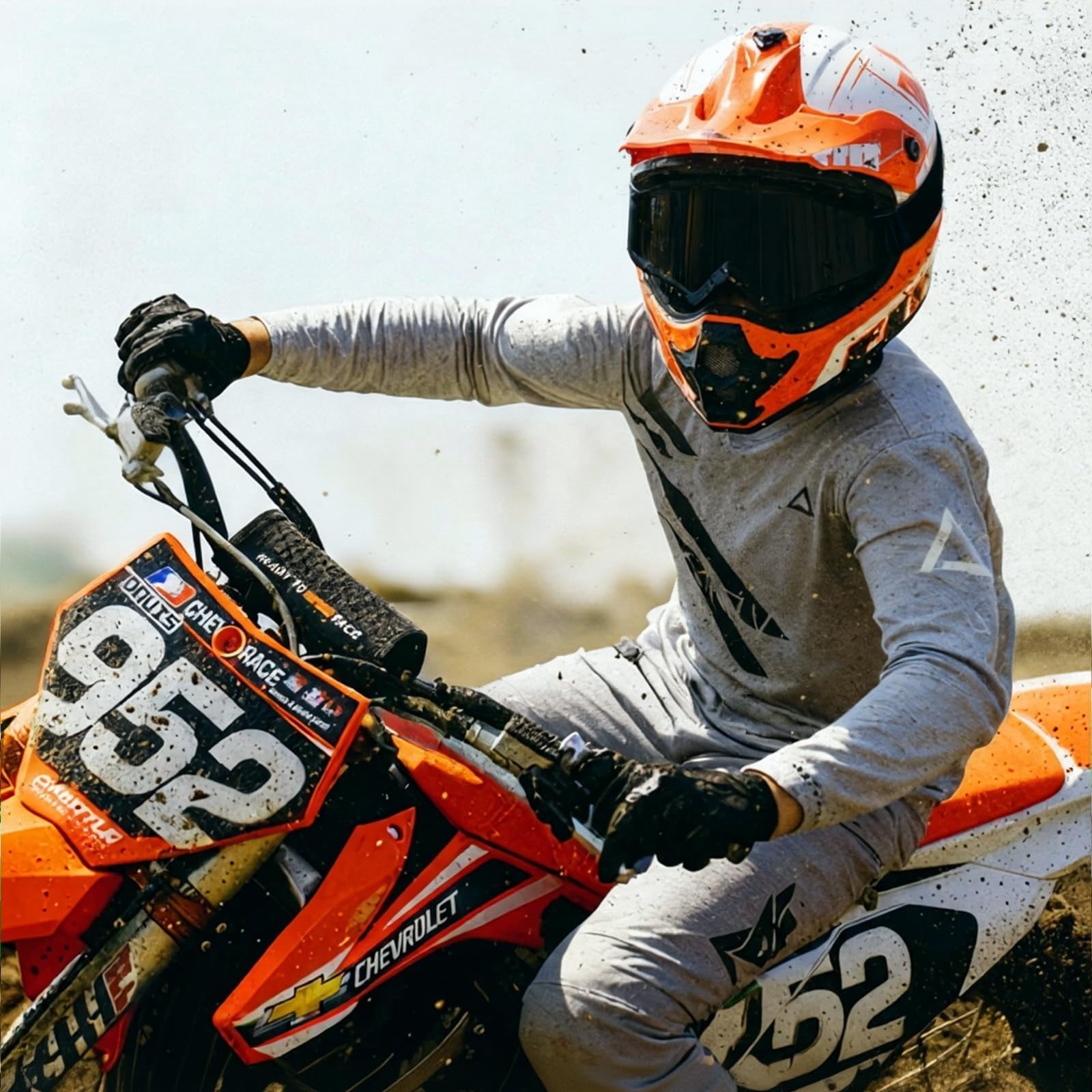 ROOZO Youth Dirt Bike Helmet â€?DOT Certified Full Face Motorcycle Helmet with Goggles & Gloves